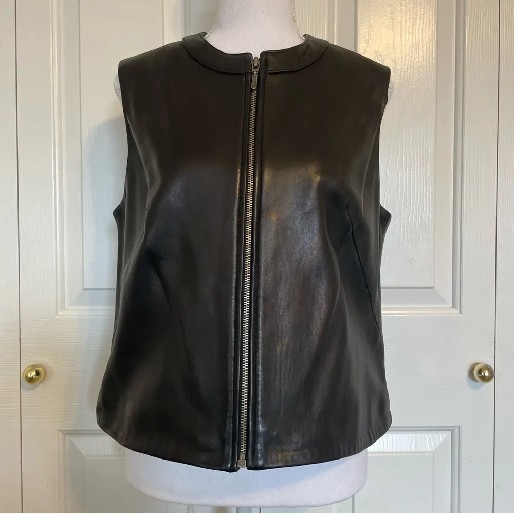 Classiques Entier, black vest. Genuine Lamb skin shell. Women’s size Large - Picture 2 of 9